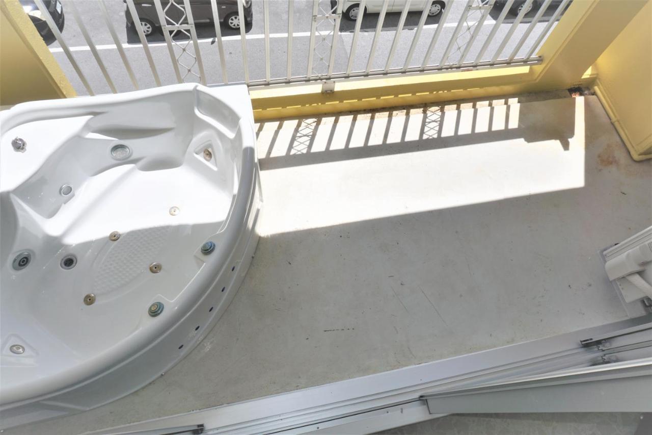 Okinawa Ocean Front Hotel Chatan Exterior foto